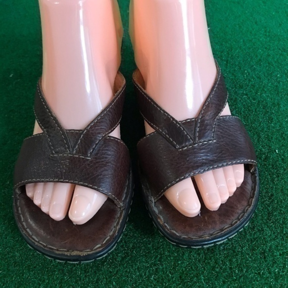 Born W81159 Sandal Sz 8